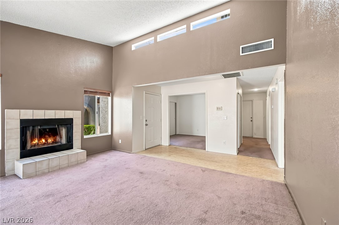 Photo 9 of 63, 2124 Pebble Creek Lane