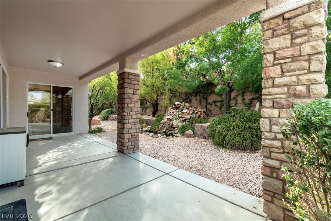 Photo 40 of 48, 2557 Forest City Drive