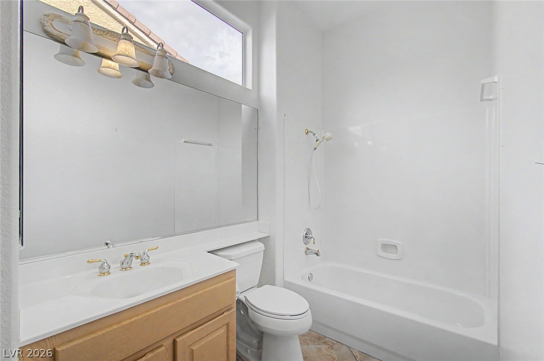 Photo 27 of 48, 2557 Forest City Drive