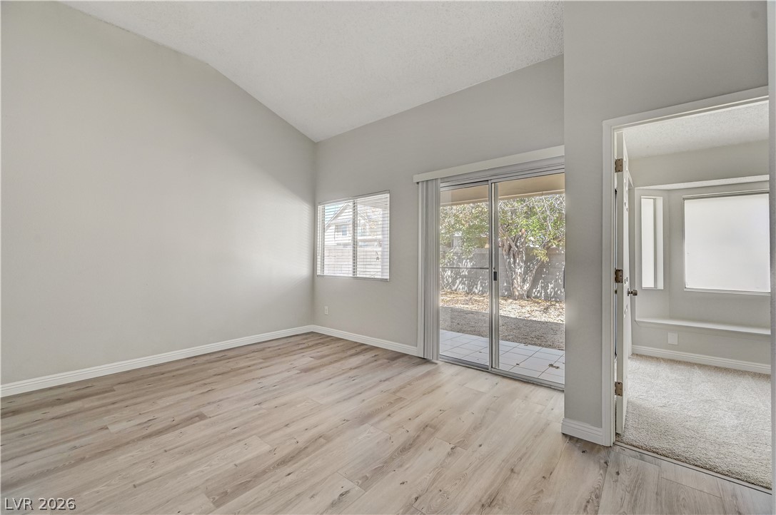 Photo 6 of 36, 386 El Pico Drive