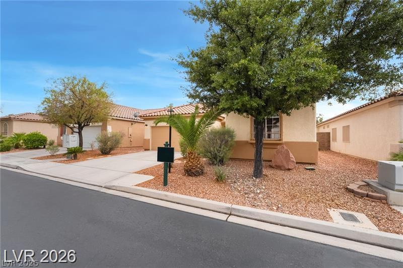 Photo 3 of 10605 Bardilino Street