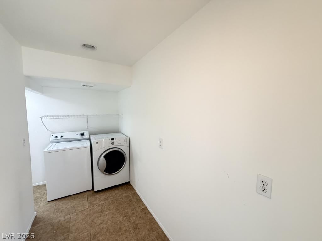 Photo 6 of 20, 6522 Ditmars Street