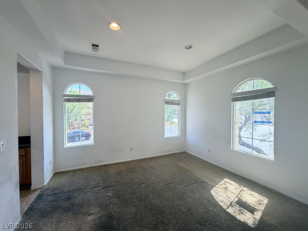 Photo 12 of 20, 6522 Ditmars Street