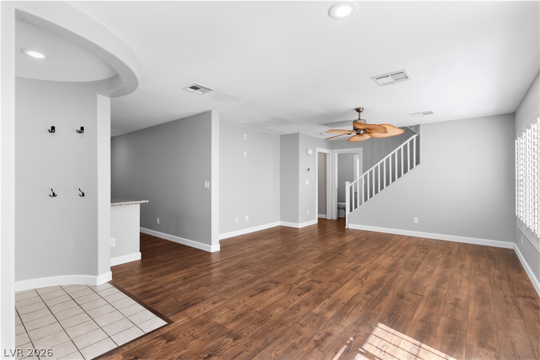 Photo 6 of 34, 7498 Buttonbrush Court
