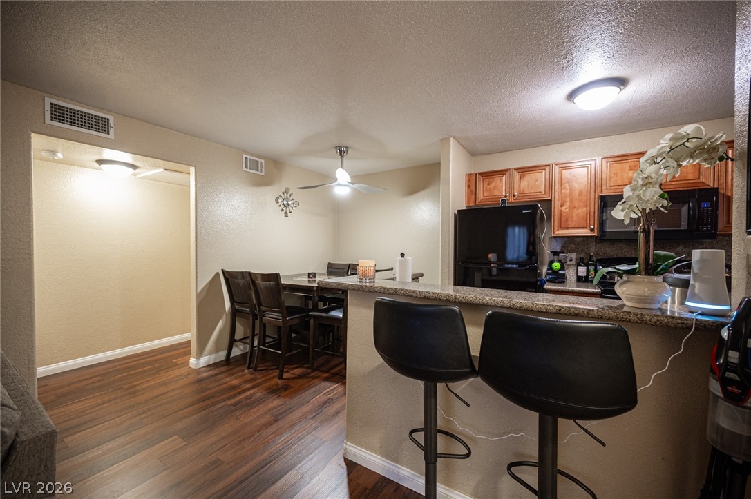 Photo 9 of 31, 2969 Juniper Hills Boulevard #103