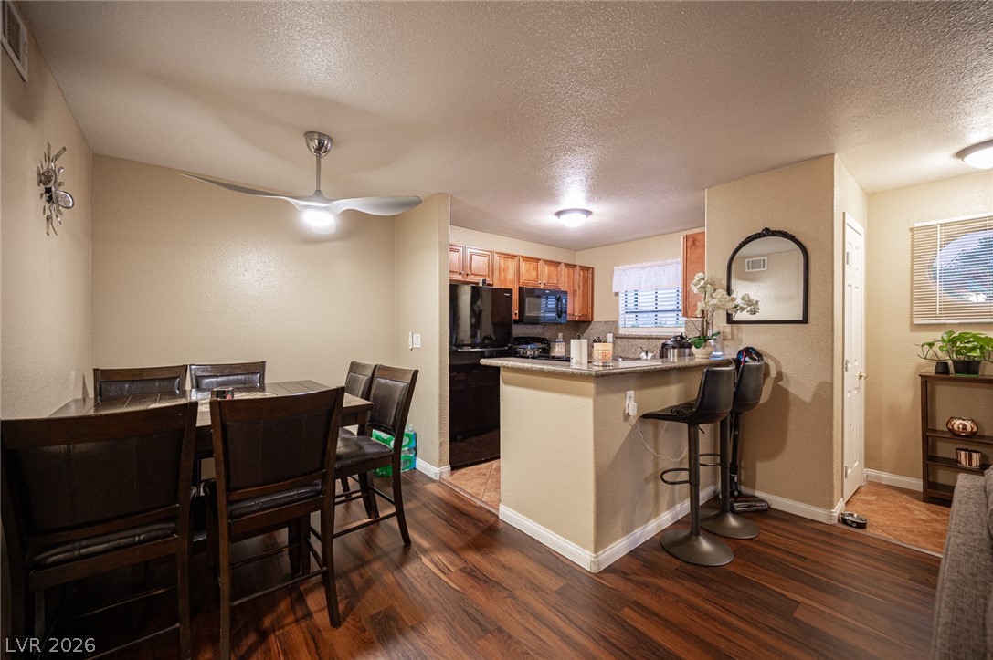 Photo 10 of 31, 2969 Juniper Hills Boulevard #103