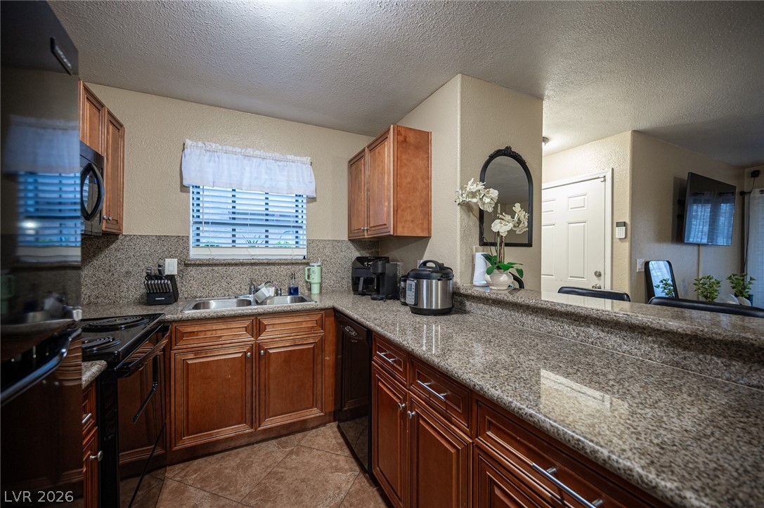 Photo 13 of 31, 2969 Juniper Hills Boulevard #103