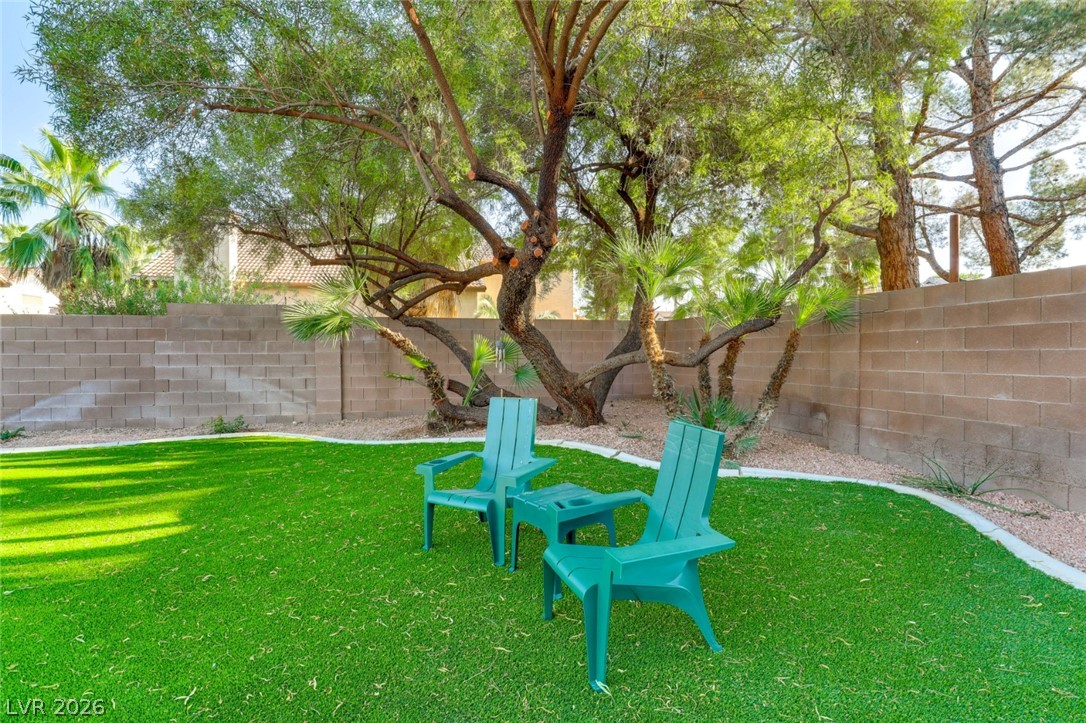 Photo 6 of 30, 1045 Thornfield Lane