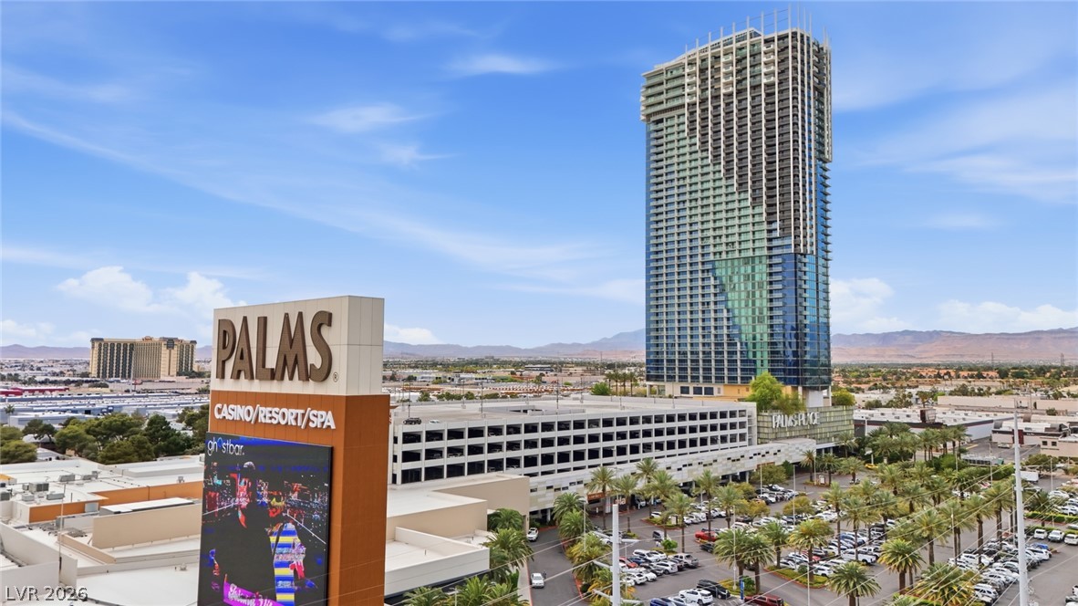 Photo 10 of 12, 4381 W Flamingo Road #8322