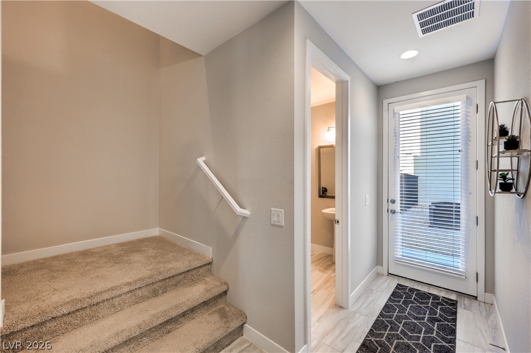 Photo 36 of 53, 1335 S 8th Street