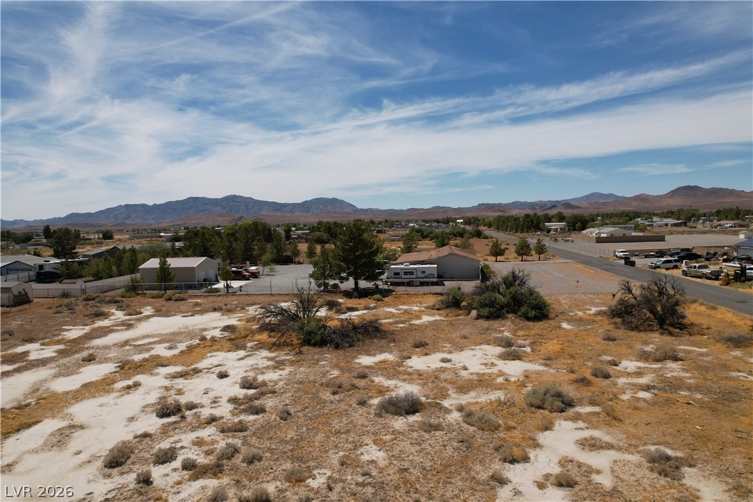Photo 8 of 13, 3231 W Horn Road