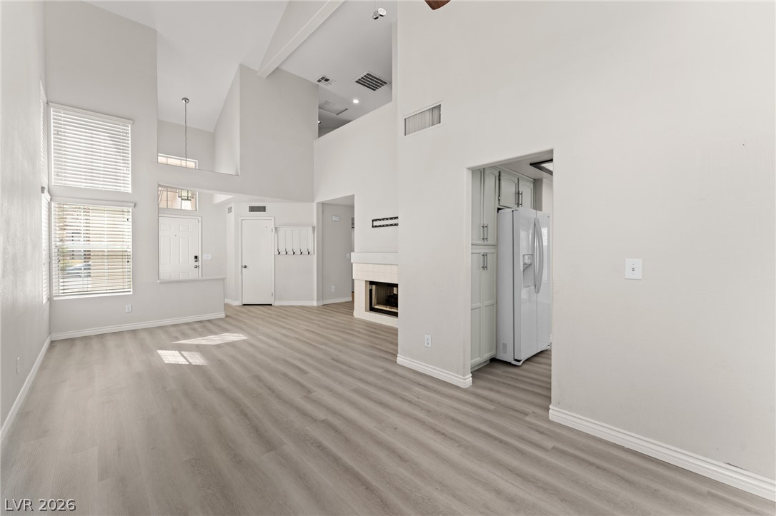 Photo 8 of 36, 310 Windmere Street