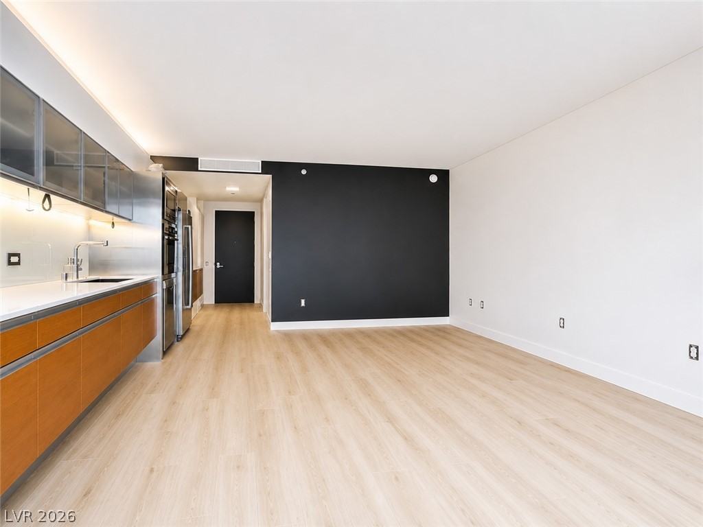 3722 Las Vegas Boulevard #1110, Las Vegas 89158