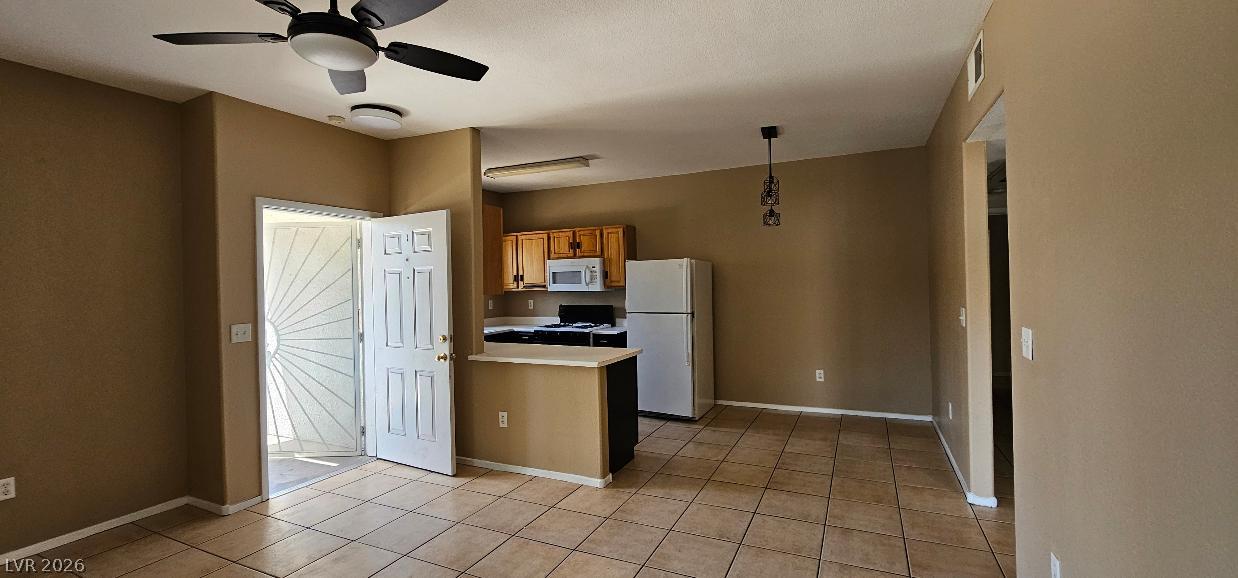 Photo 4 of 5655 E Sahara Avenue #1001