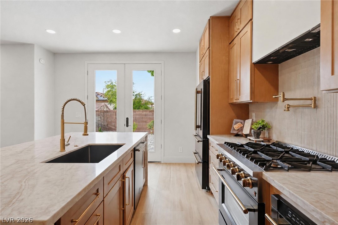 Photo 8 of 28, 2344 Kenneth Avenue