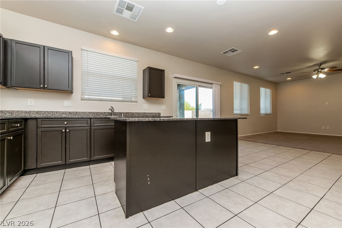 Photo 11 of 27, 5729 Artesia Fountain Street