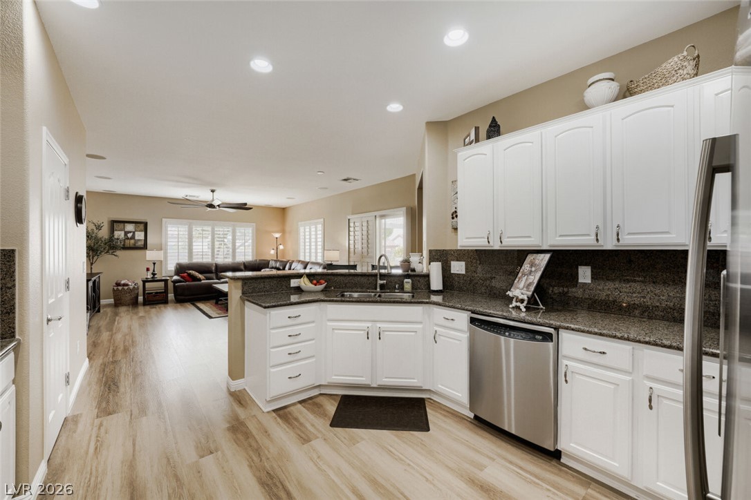 Photo 8 of 30, 2381 Orangeburg Place