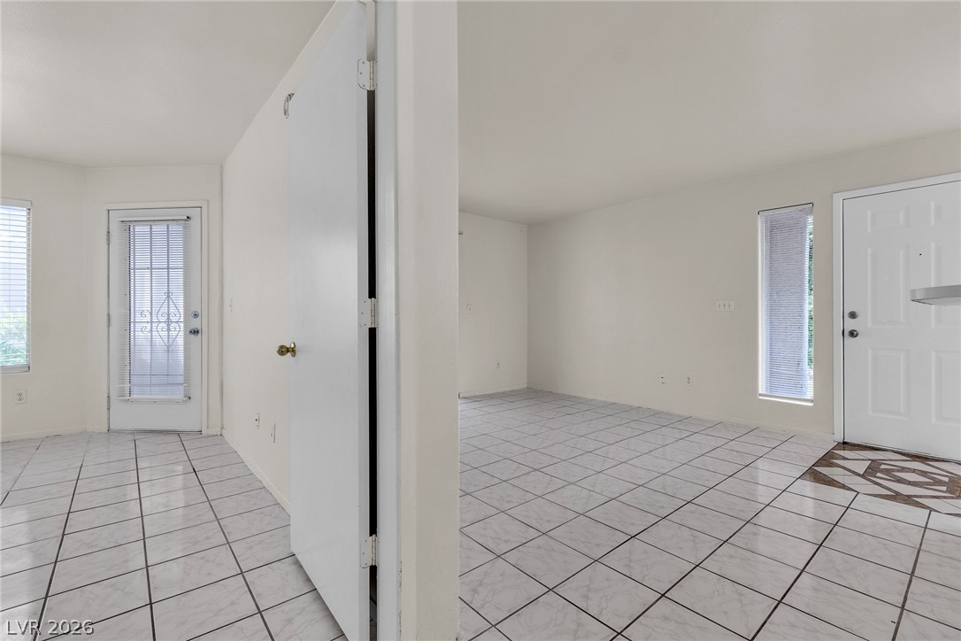 Photo 18 of 24, 3119 Key Largo Drive #101