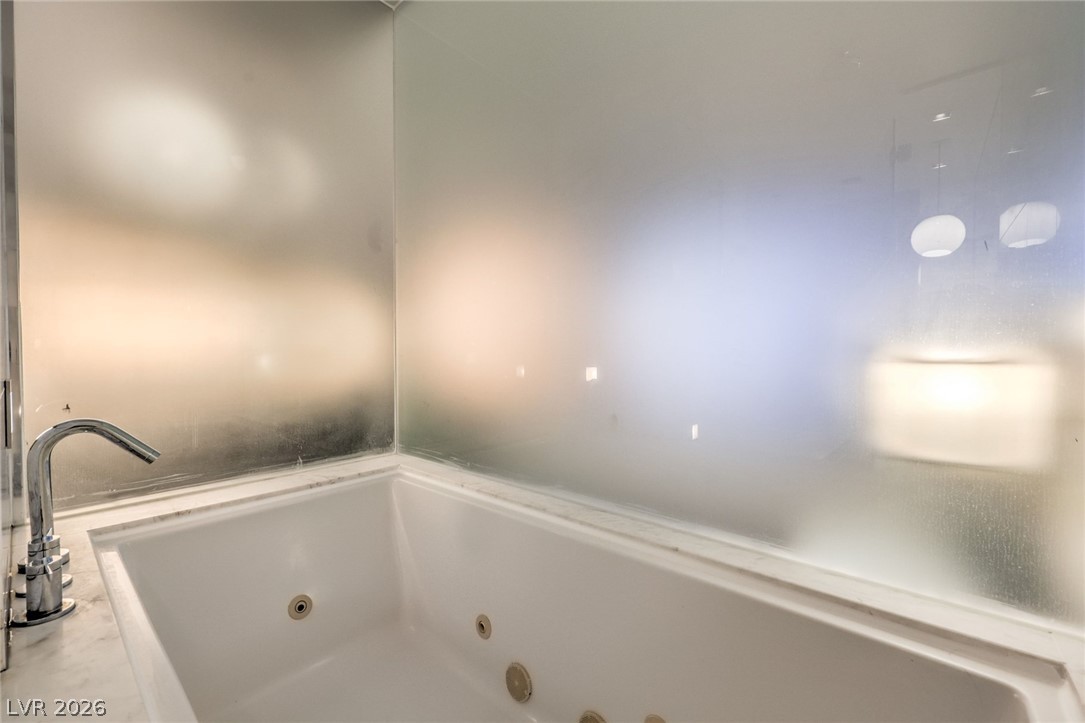 Photo 26 of 32, 4381 W Flamingo Road #3418
