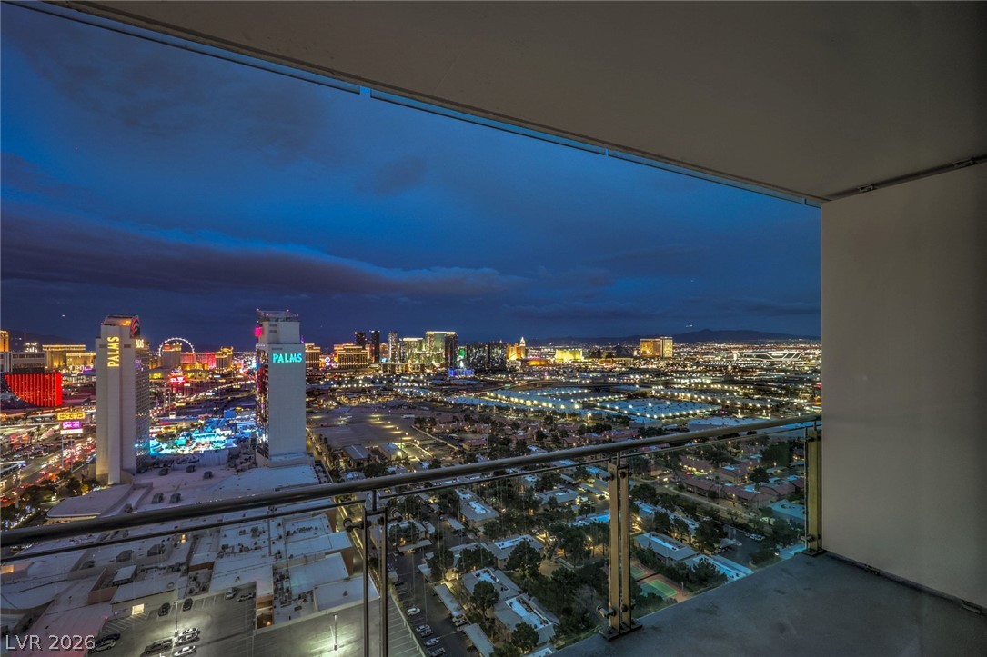 Photo 30 of 32, 4381 W Flamingo Road #3418