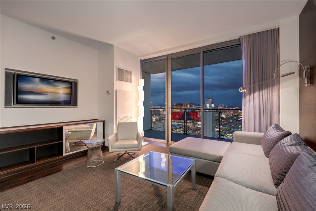 Photo 19 of 32, 4381 W Flamingo Road #3418