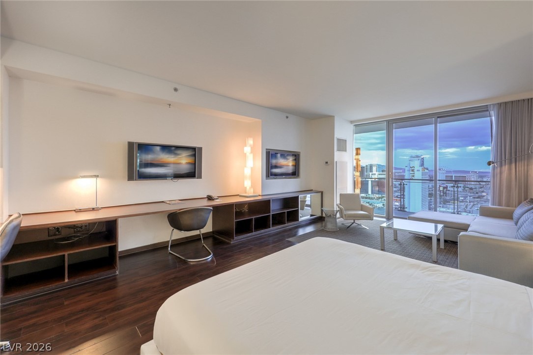 Photo 17 of 32, 4381 W Flamingo Road #3418