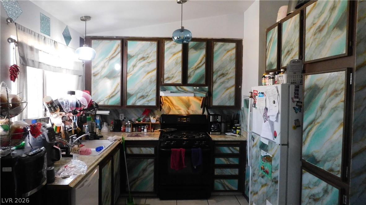 Photo 9 of 22, 4038 Patterson Avenue