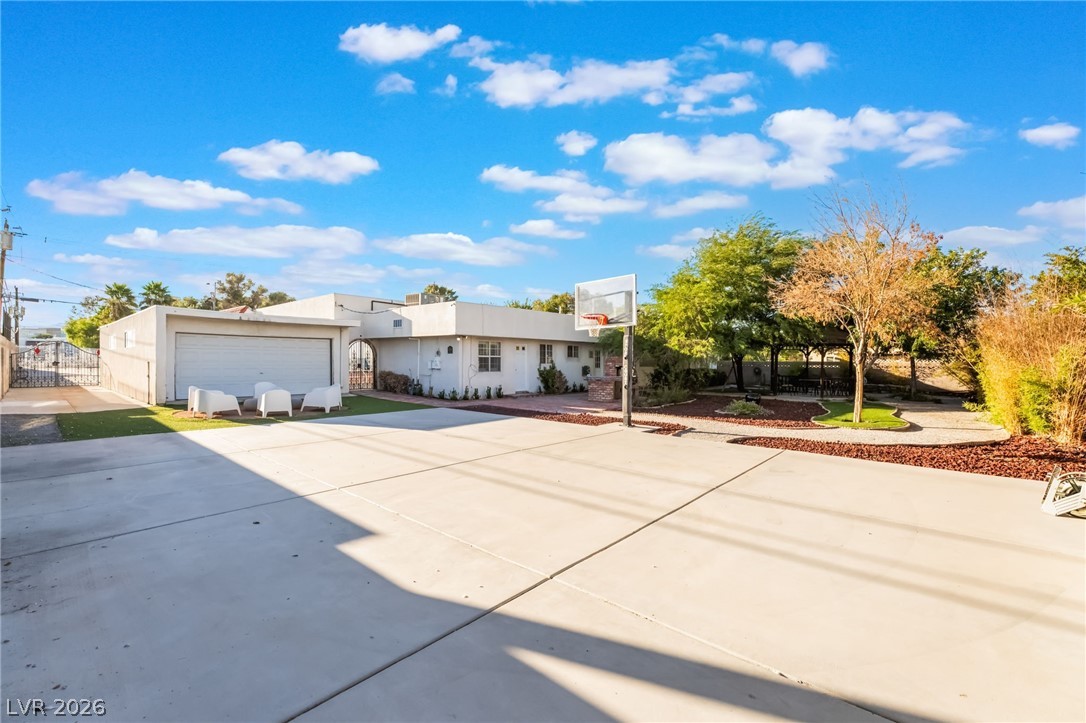 Photo 65 of 82, 909 Cashman Drive