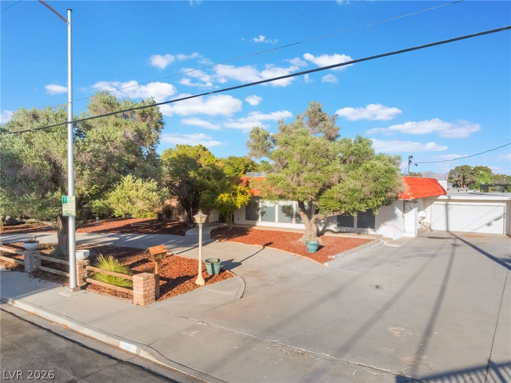 Photo 77 of 82, 909 Cashman Drive