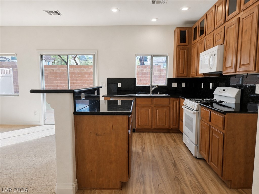 Photo 12 of 37, 1305 Allegheny Moon Terrace #1
