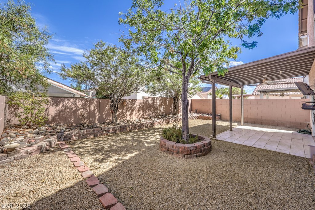 Photo 6 of 37, 6112 Shallow Springs Street