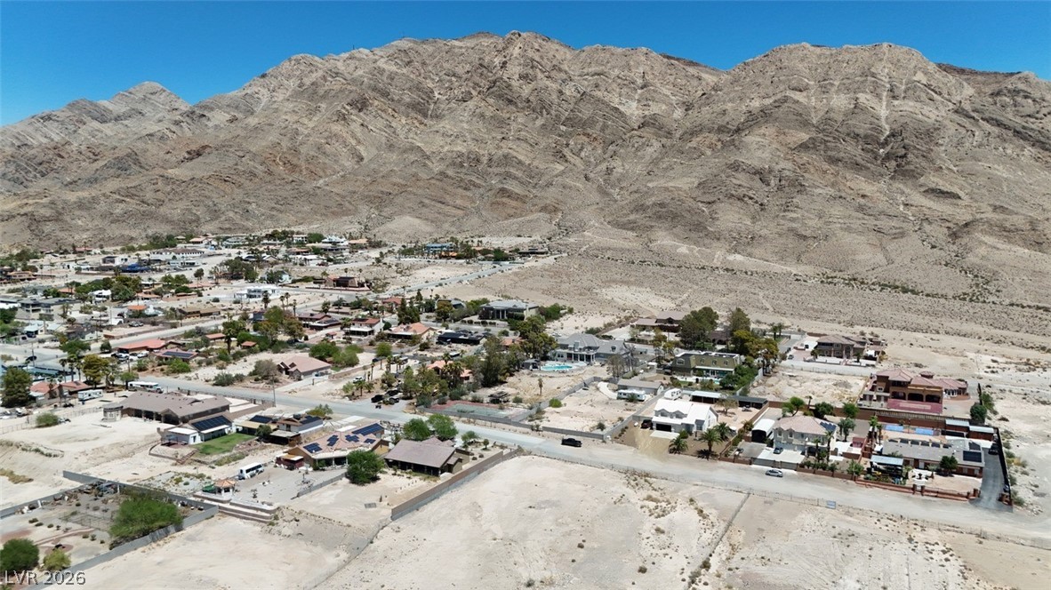 Photo 9 of 12, 255 Vista Valley Street