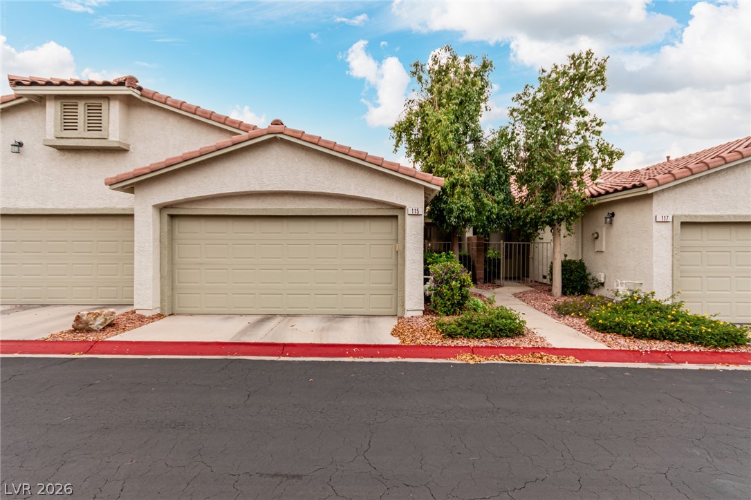 115 Tapatio Street, Henderson 89074
