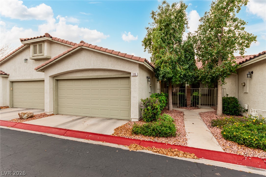 Photo 2 of 115 Tapatio Street