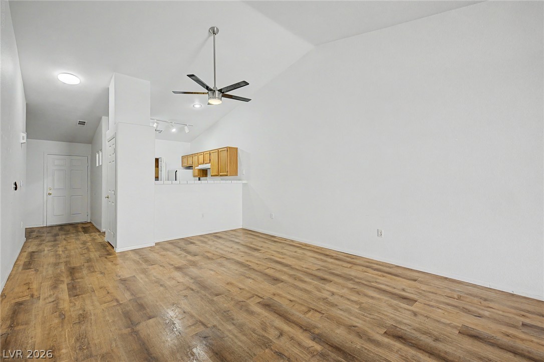 Photo 10 of 35, 115 Tapatio Street