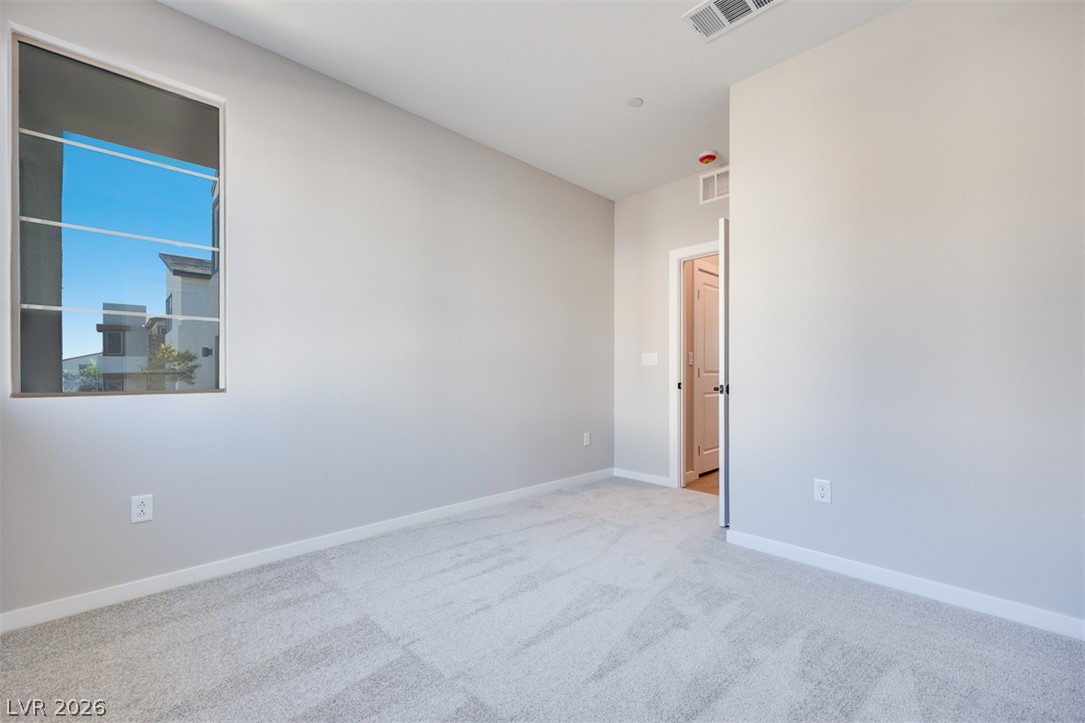 Photo 5 of 10473 Mountain Aster Avenue