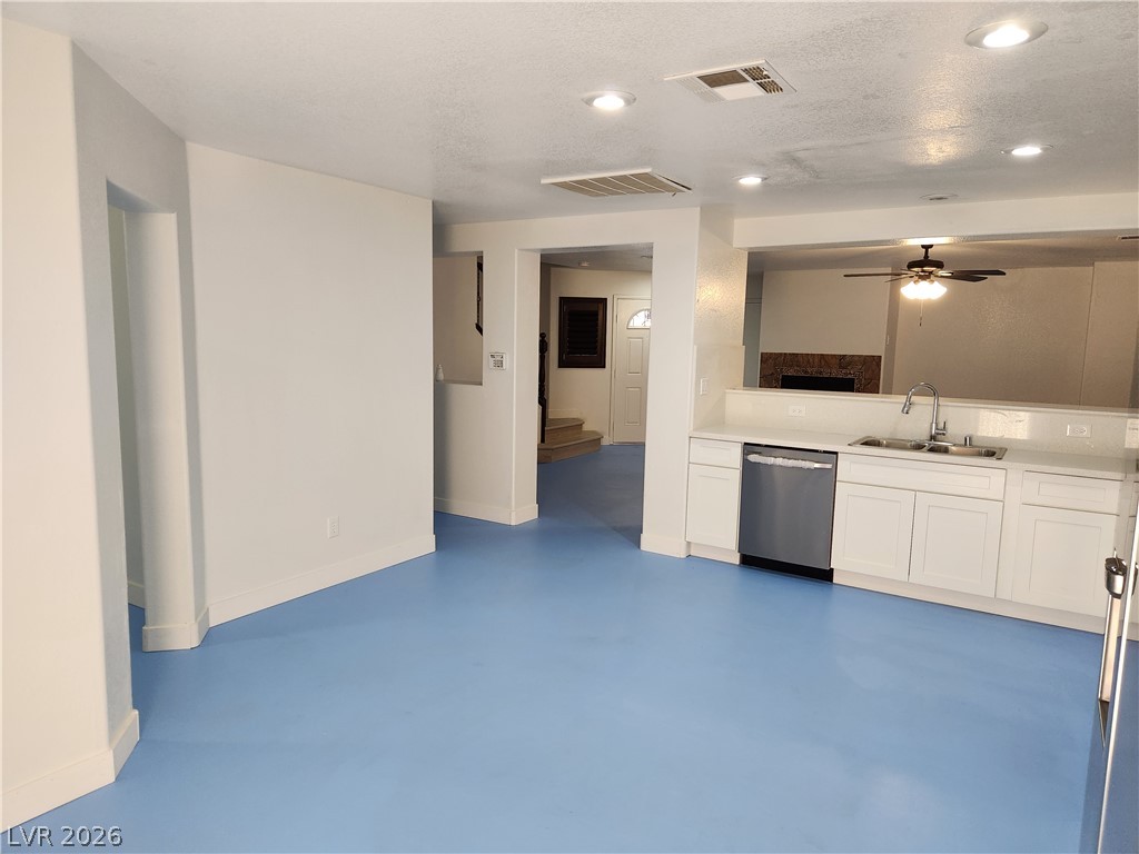 Photo 5 of 523 Redruth Drive