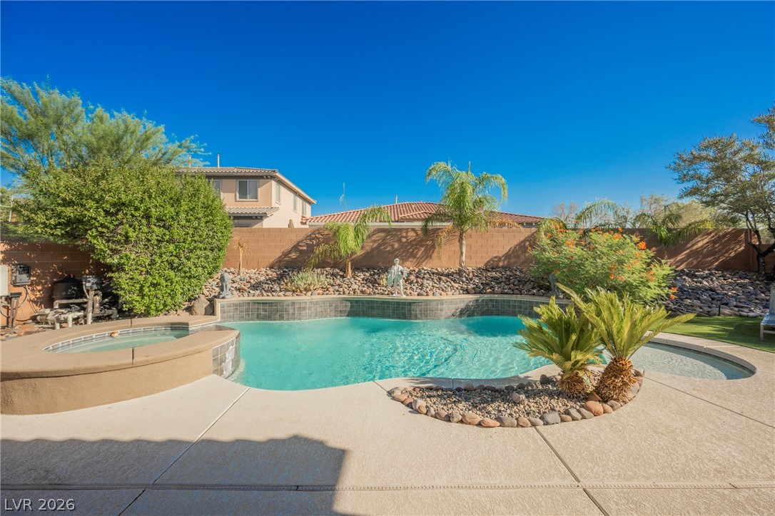Photo 2 of 7270 Elessar Avenue