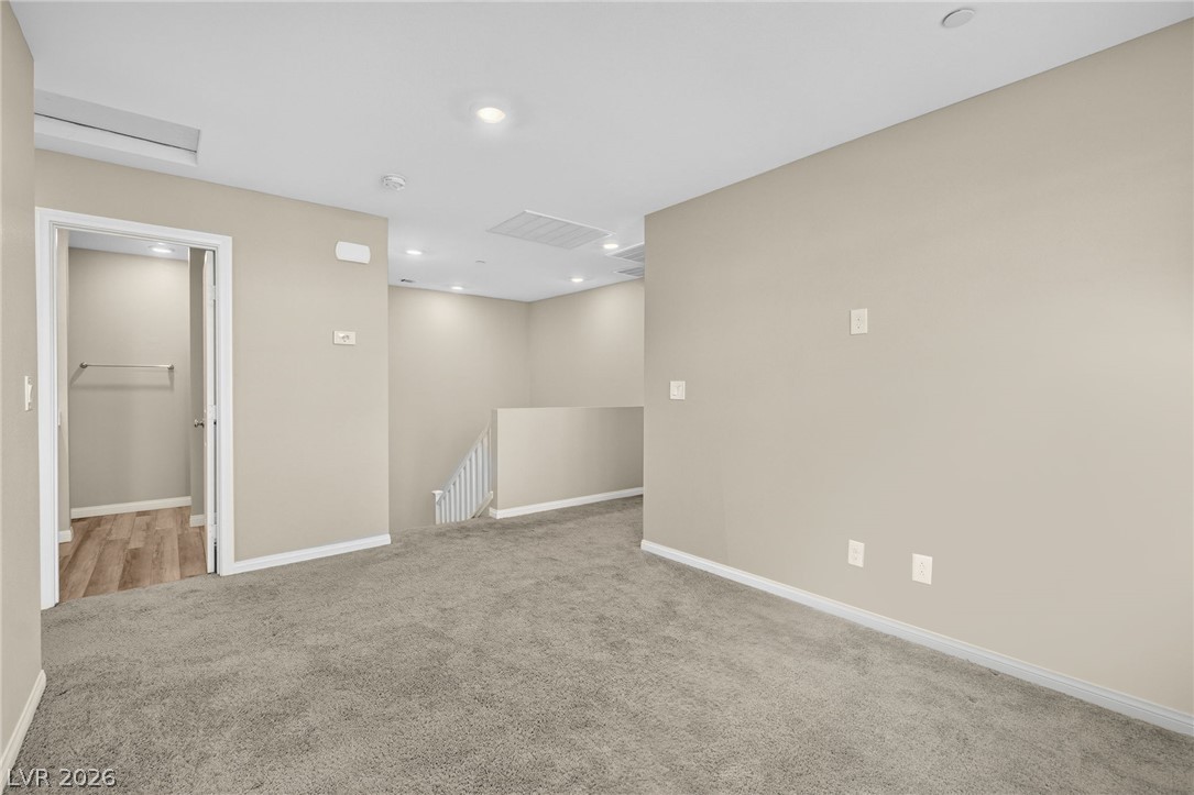 Photo 14 of 41, 2435 Bellinzona Place