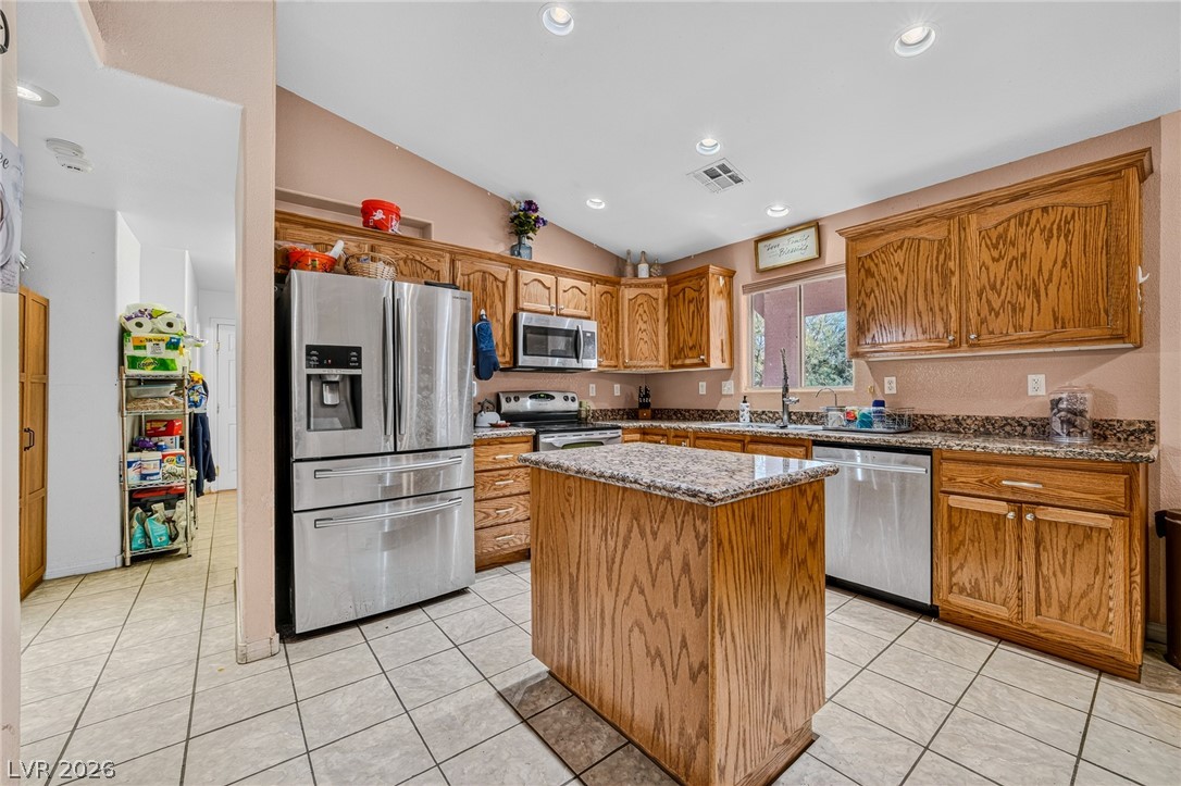 Photo 7 of 48, 751 Bunarch Road