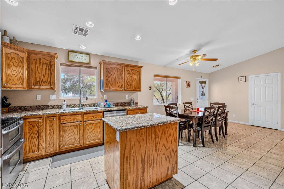 Photo 8 of 48, 751 Bunarch Road