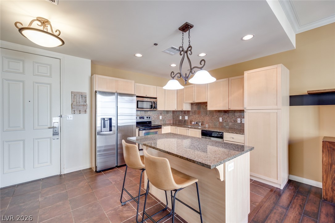 Photo 7 of 55, 2455 W Serene Avenue #603