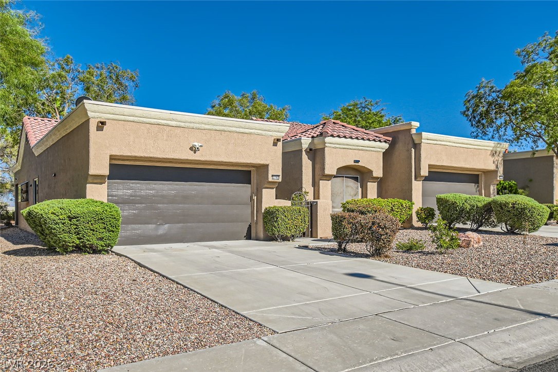 Photo 2 of 2740 Desert Crystal Drive #0