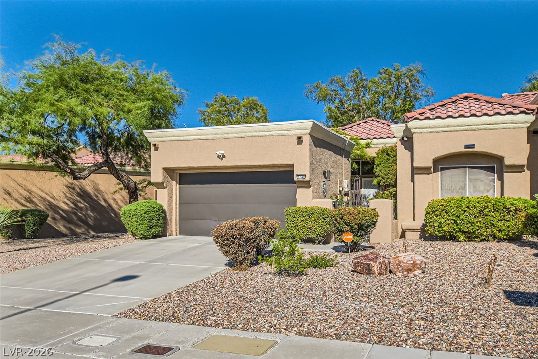 Photo 3 of 2740 Desert Crystal Drive #0