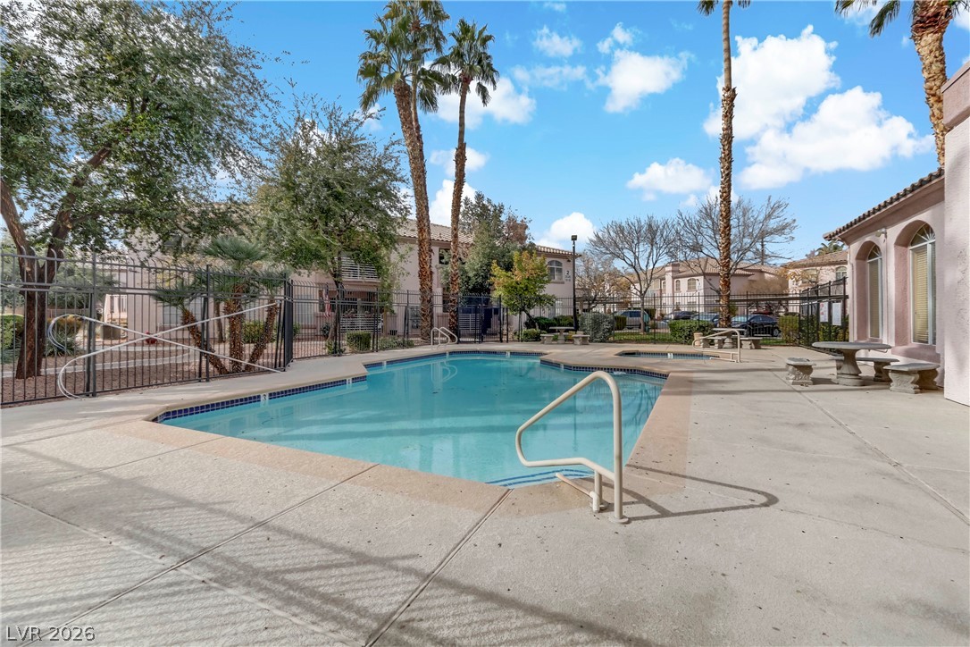 Photo 18 of 23, 4555 E Sahara Avenue #280
