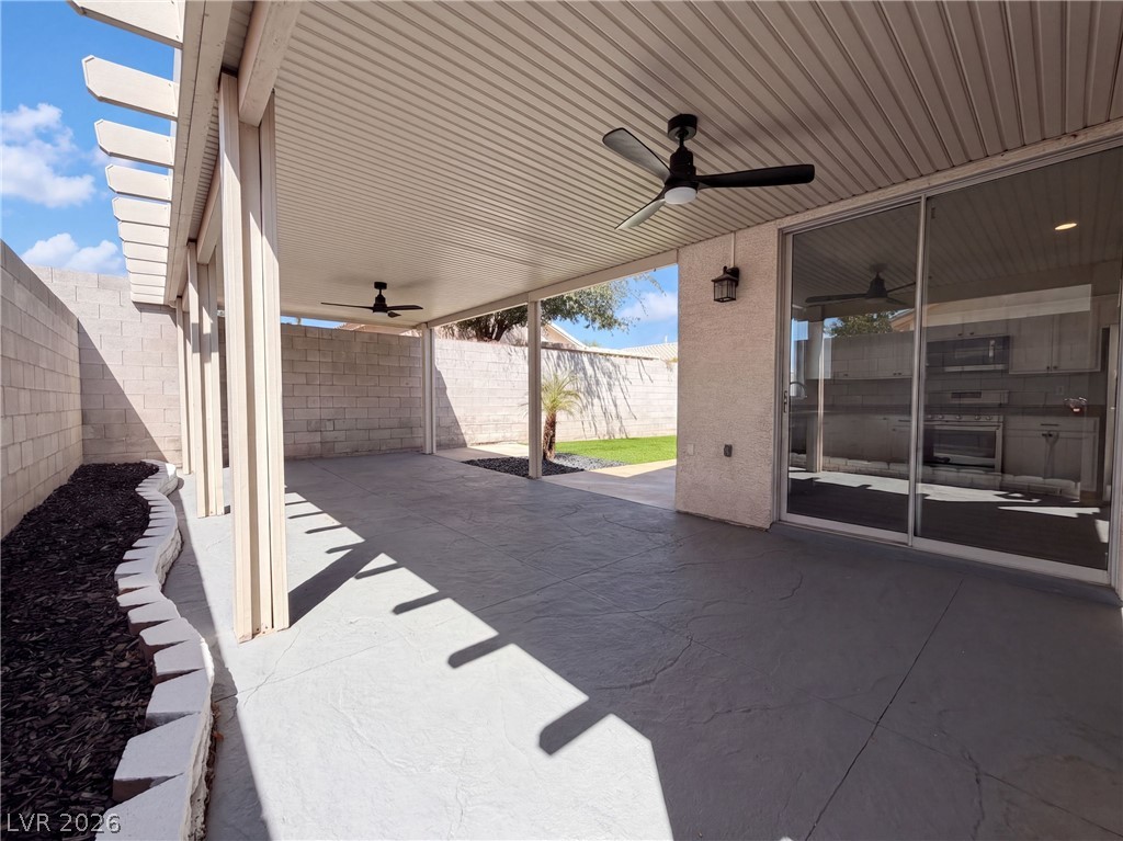 Photo 17 of 20, 239 Ventana Heights Street