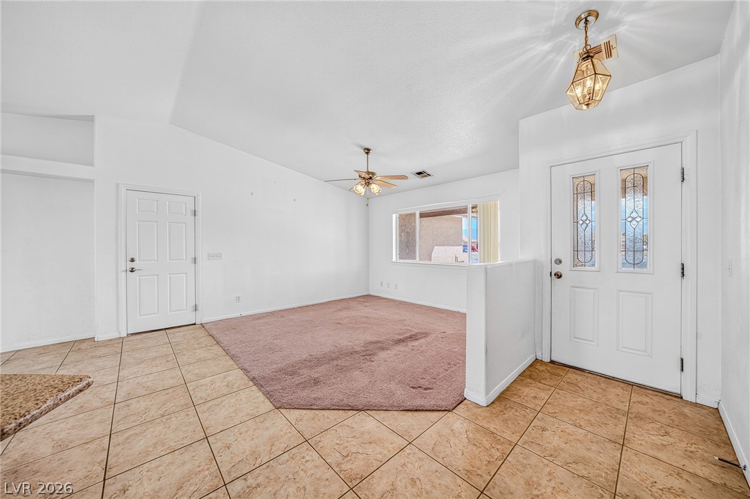Photo 7 of 49, 2121 W Labrador Court