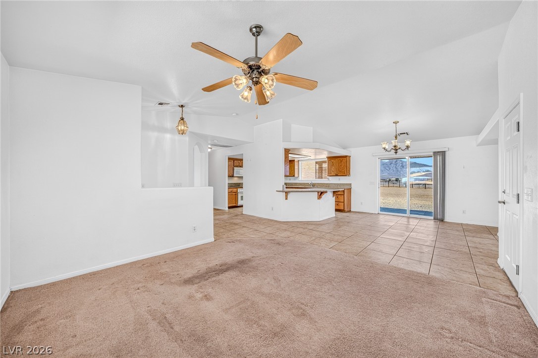 Photo 12 of 49, 2121 W Labrador Court