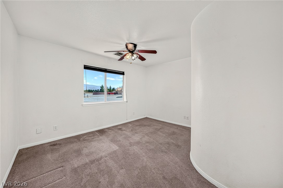 Photo 19 of 49, 2121 W Labrador Court