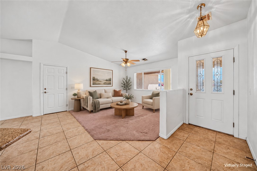 Photo 6 of 49, 2121 W Labrador Court